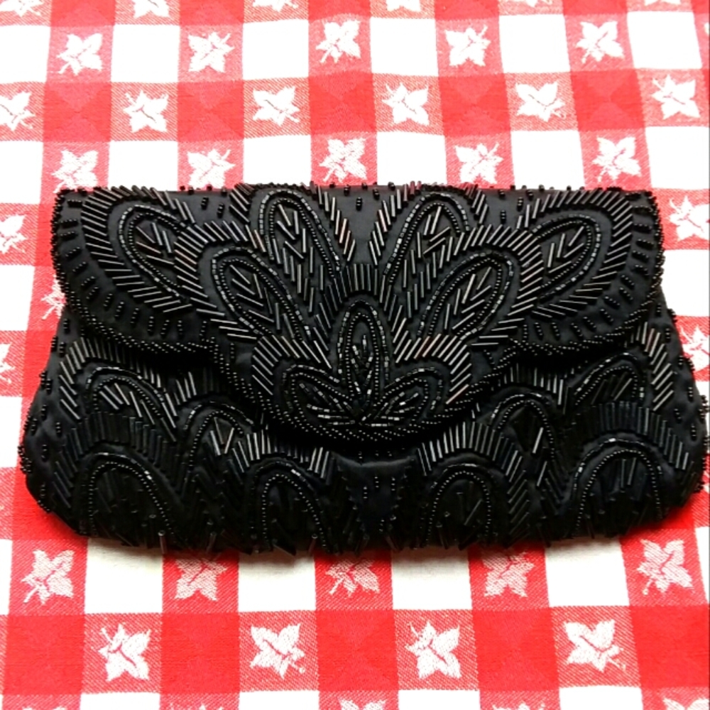 Vintage La Regale, LTD Clutch